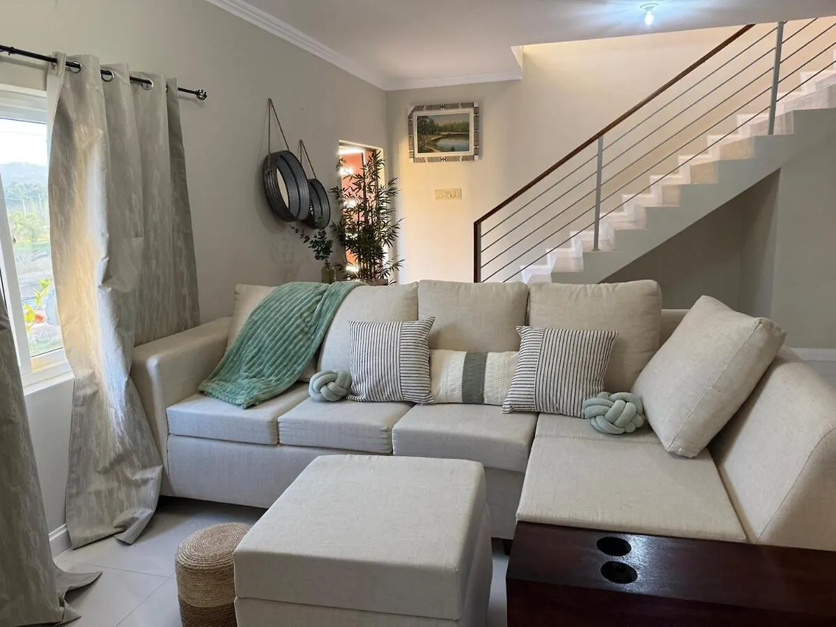 אוצ'ו ריוס The Home By Scenic Stay Villas 0*, אוצ'ו ריוס ג'מייקה