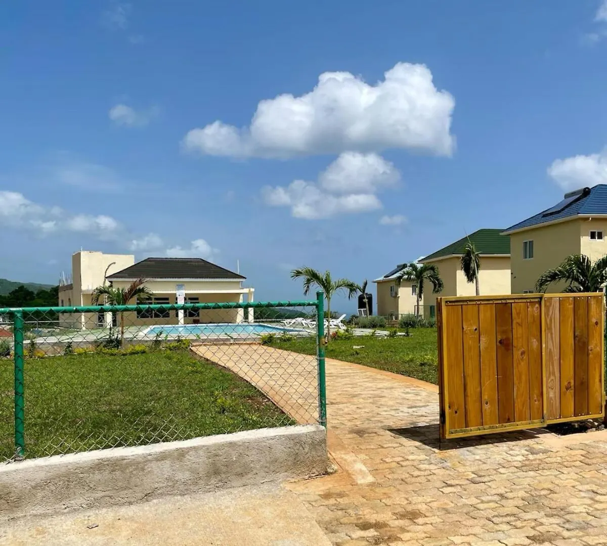 אוצ'ו ריוס The Home By Scenic Stay Villas ג'מייקה
